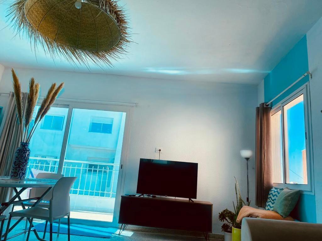Cosy Bleu Sea View Marsa Apartment
